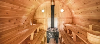 Lake Home on Pokegama w/dock, sauna, game room.