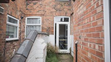 Shared Dormitory, 1 Bedroom, City View | Interior