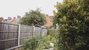 Shared Dormitory, 1 Bedroom, City View | Interior