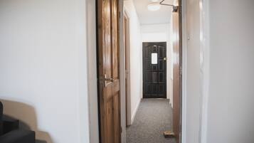 Shared Dormitory, 1 Bedroom, City View | Interior