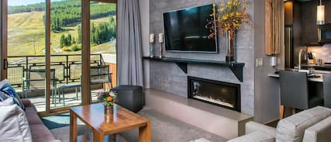 Smart-tv och eldstad