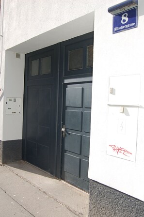 تفاصيل الفندق من الخارج