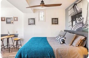 1 dormitorio, escritorio, tabla de planchar con plancha y wifi gratis