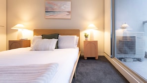 1 quarto, escrivaninha, Wi-Fi de cortesia, roupa de cama