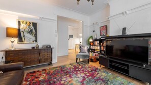 Smart TV, DVD player, books