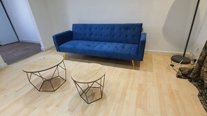 Shared Dormitory, 1 Bedroom, City View | Interior - Room in Guest Room - Comfortable Double Room in Leicester (Leicester)