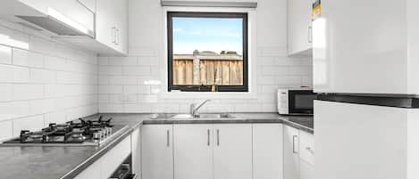 Fridge, microwave, oven, stovetop