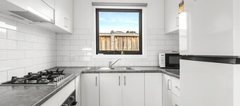 Rosebud Beachfront Haven Coastal Bliss Four