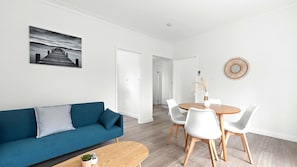 Interior - Rosebud Beachfront Haven Coastal Bliss Five (Capel Sound)