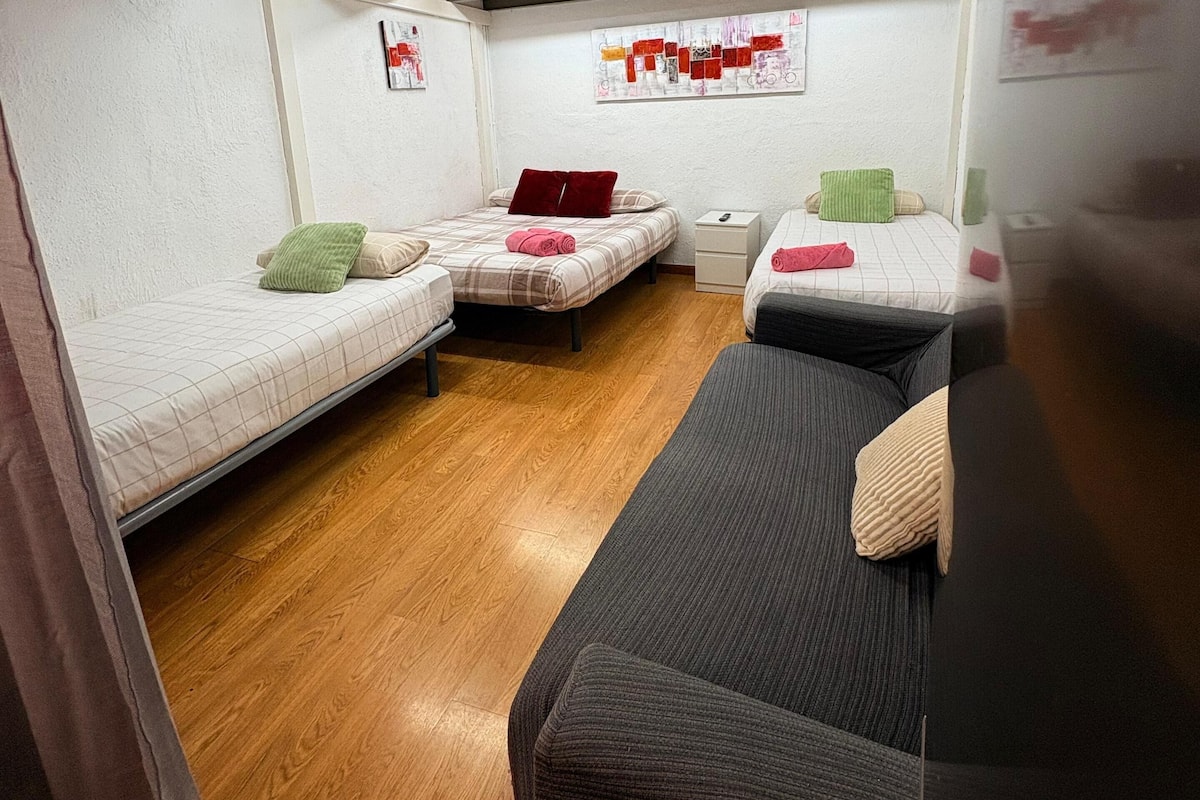 Economy kamer | Donzen dekbedden, gratis wifi