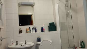 Towels, soap, toilet paper
