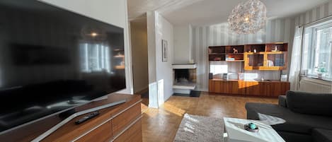 Smart TV, stereo