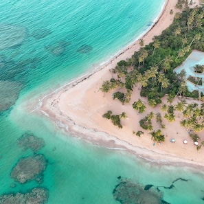 Beach - Charming 2BR Beachfront Escape (Las Terrenas)