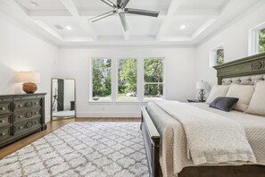 5 habitaciones, wifi gratis y ropa de cama 