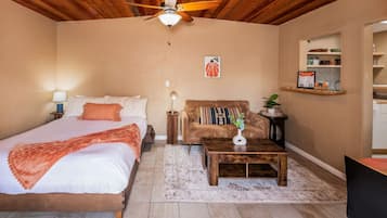 1 bedroom, desk, iron/ironing board, free WiFi
