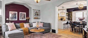 Hot Tub Escape Near DT Cleveland|Games|Sleeps 7