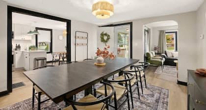 Historic Medina Home with Hot Tub