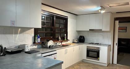 Luxury House 5 Bedrooms River View