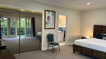 5 chambres, bureau, fer et planche à repasser, Wi-Fi