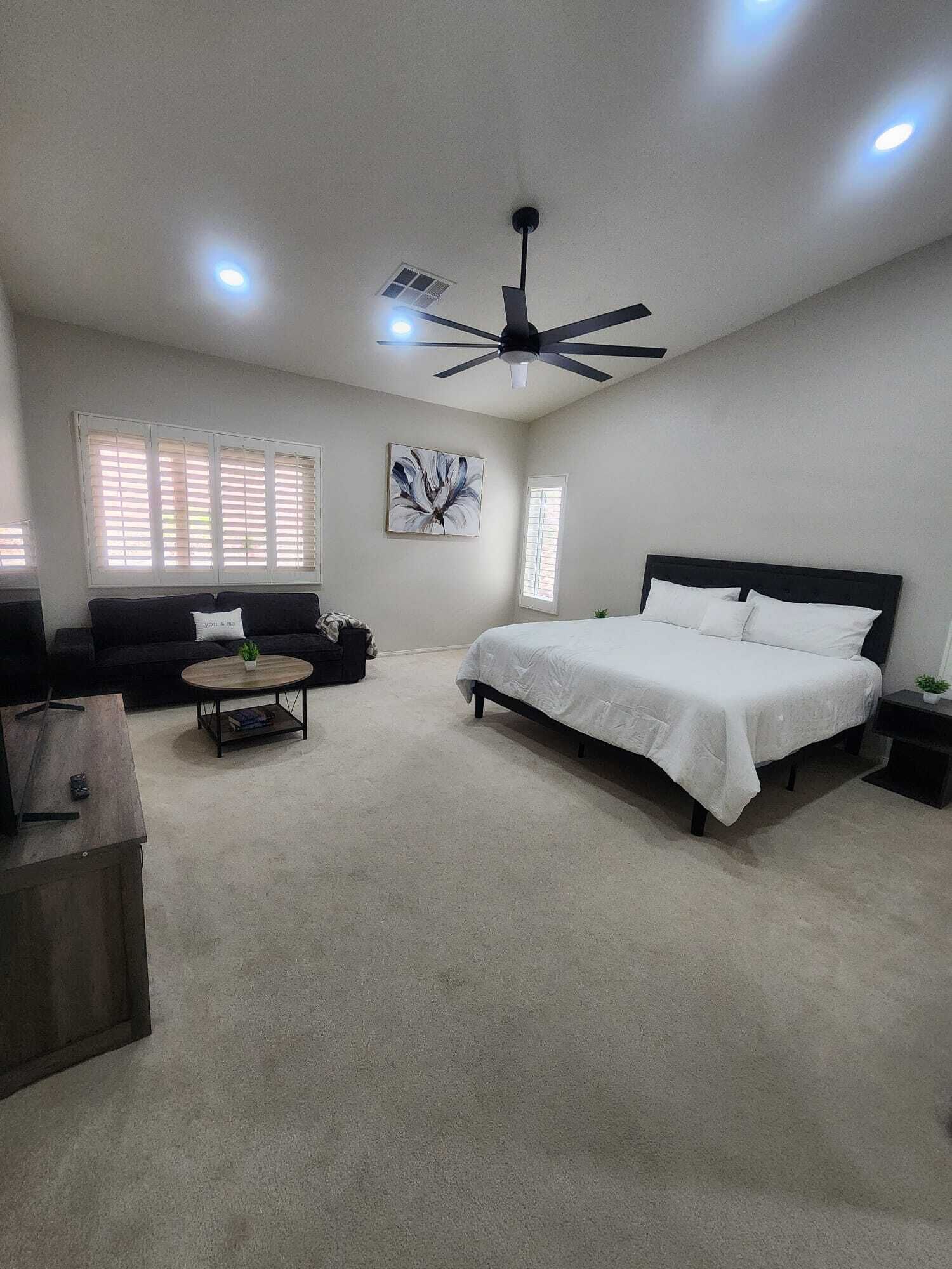 3 habitaciones, cuna de viaje, wifi gratis y ropa de cama 