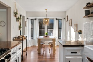 Superior House, 4 Bedrooms, Non Smoking, Private Pool | Private kitchen | Coffee/tea maker, electric kettle