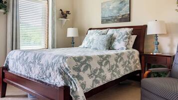 1 bedroom, iron/ironing board, travel crib, WiFi
