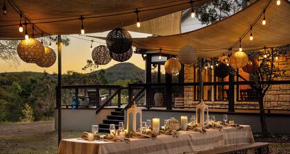 Blanco River Retreat | Hot Tub | Firepit + Views