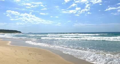 Azure Tides at Caves Beach Villas