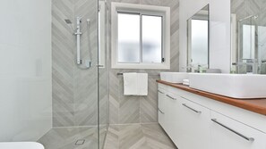 Shower, hair dryer - Bombora Beach House at Caves Beach Villas (Caves Beach)