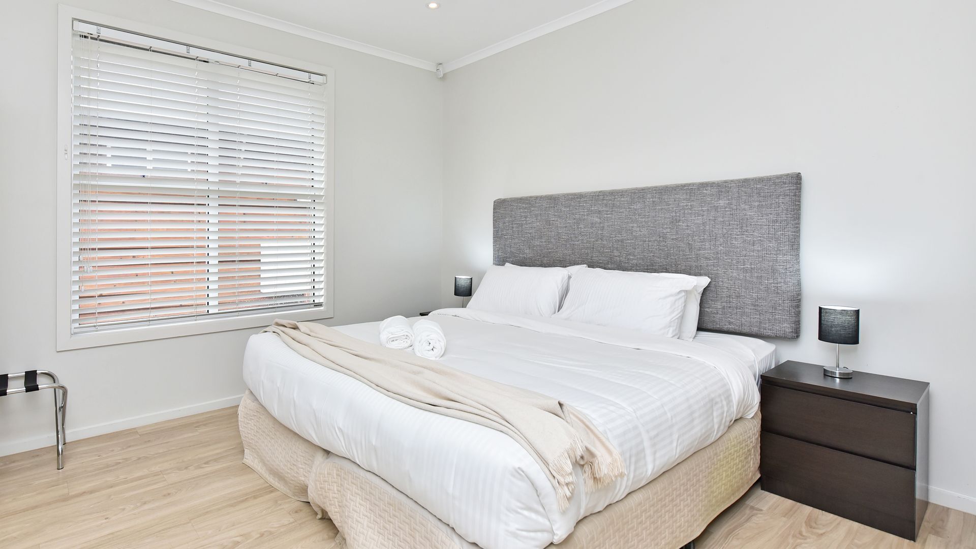 2 Schlafzimmer, Bügeleisen/Bügelbrett, kostenloses WLAN