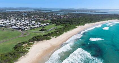 Beach Daze at Caves Beach Villas