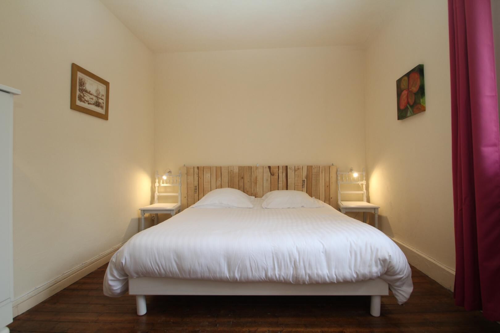 4 bedrooms, travel cot, free WiFi