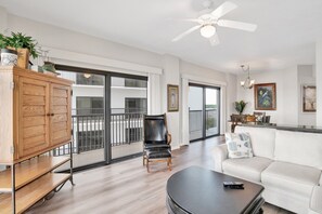 TV - The Palms 704 | Beach Front, Spacious Floor Plan, OBA, Walk to restaurants! (Orange Beach)