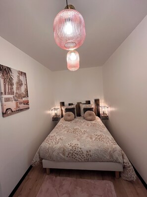 1 Schlafzimmer, Bügeleisen/Bügelbrett, kostenloses WLAN, Bettwäsche