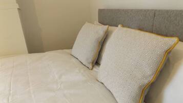 Shared Dormitory, 1 Bedroom, City View