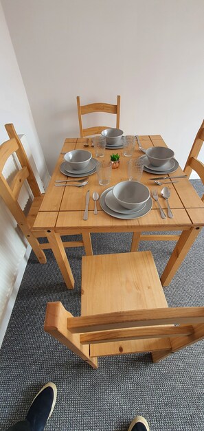 Dining - Room in Guest Room - Spacious Single Room in Stoke (Stoke-on-Trent)