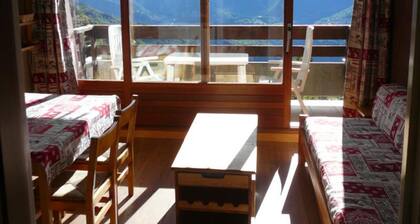 Studio 'Pathabac' avec vue sur la montagne et balcon