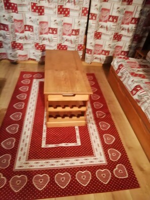 WiFi - Studio 'Pathabac' with Mountain View and Balcony (Auris)