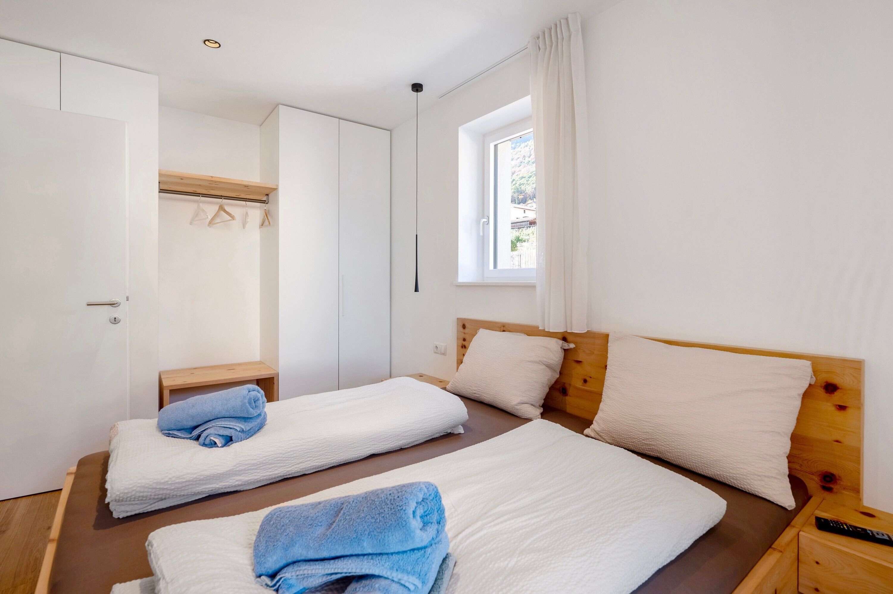 2 bedrooms, free WiFi, bed sheets, wheelchair access