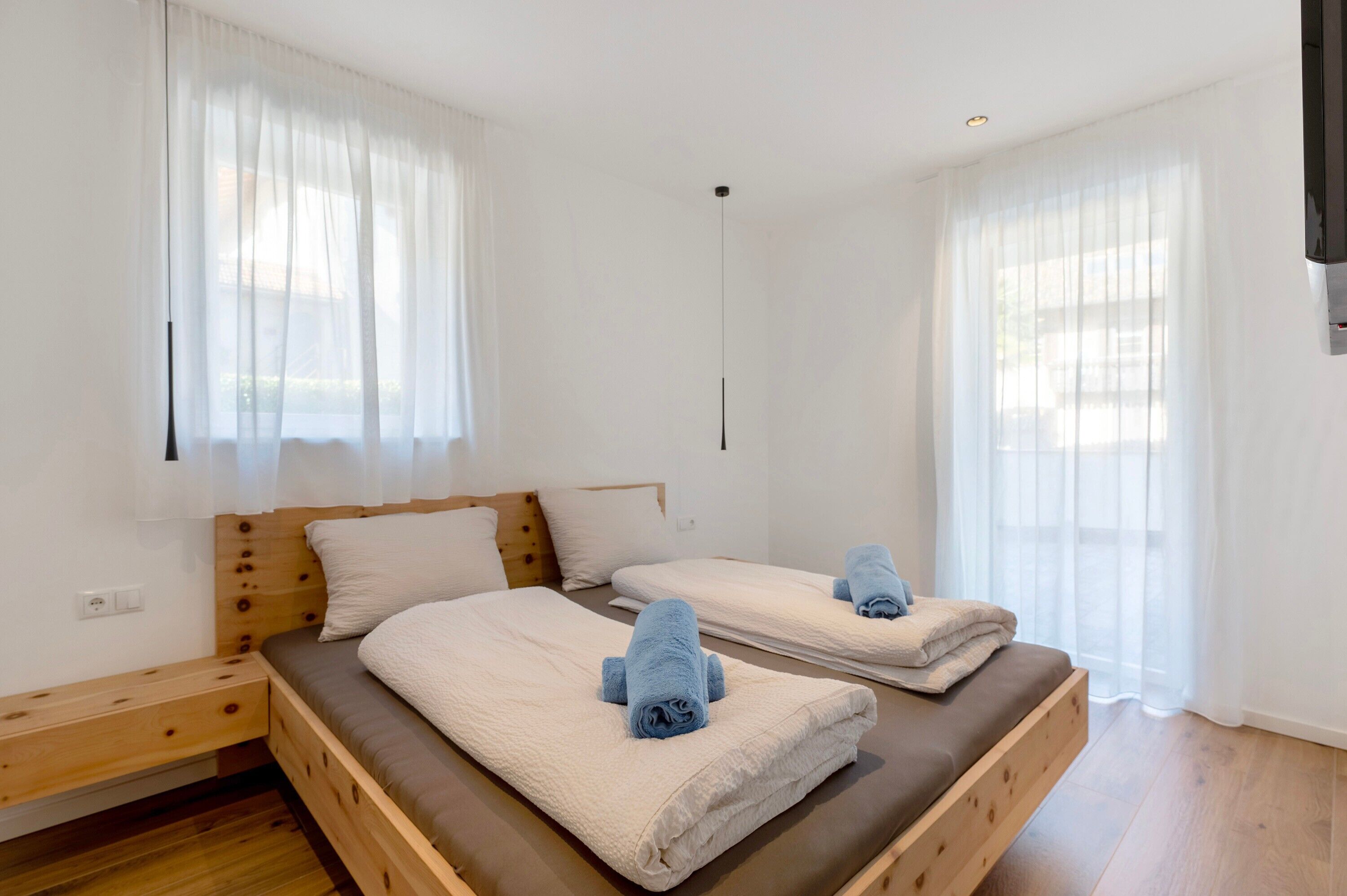 2 bedrooms, free WiFi, bed sheets, wheelchair access