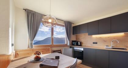Ferienwohnung 'Grillentol Hauserhof' mit Bergblick, Gemeinschaftsgarten und Wi-Fi