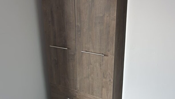 Unclassified image, 1 of 14, button - Room in Guest Room - Bright Single Room in Stoke (Stoke-on-Trent)