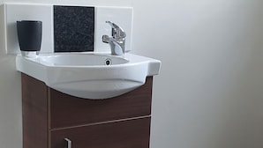 Unclassified image, 4 of 25, button - Room in Guest Room - Big Double Room in Stoke City (Stoke-on-Trent)