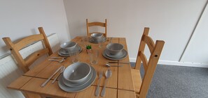 Shared Dormitory, 1 Bedroom, City View | Interior - Room in Guest Room - Big Double Room in Stoke City (Stoke-on-Trent)