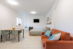 1 chambre, Wi-Fi gratuit, draps fournis