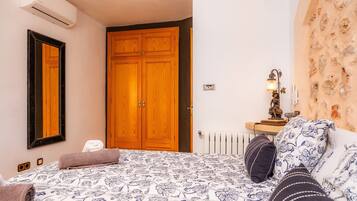 5 chambres, fer et planche Ă repasser, Wi-Fi gratuit, draps fournis