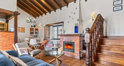 Rural House 'El Llagar De Naveda' with Mountain Views, Private Terrace & Wi-Fi