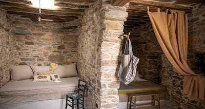 Ferienwohnung 'Onos Eco Living Tinos' mit Bergblick, Wi-Fi und Klimaanlage
