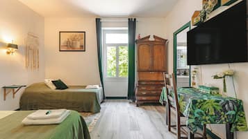 1 bedroom, iron/ironing board, free WiFi, bed sheets