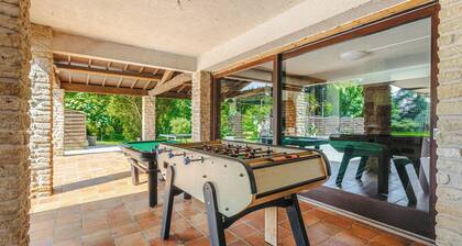 Chambre dâhĂŽtes « Rubis » avec jardin privĂ©, Wi-Fi et climatisation